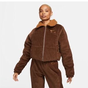 Nike air therama-fit chocolate brown ribbed corduroy Streetwear cropped coat M